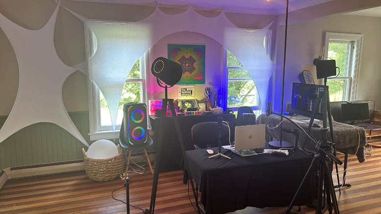 Creative production equipment and immersive technology in a Futurist Network residency studio